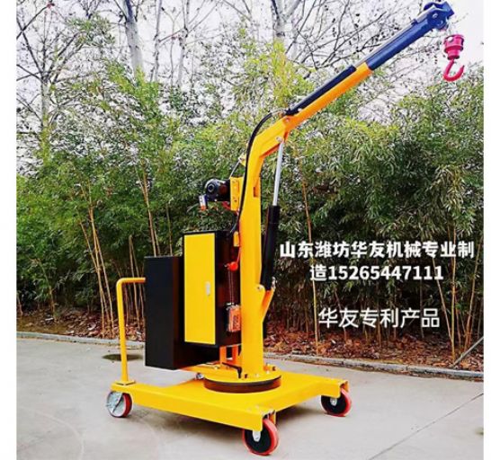 點(diǎn)擊查看詳細(xì)信息<br>標(biāo)題：移動(dòng)式小吊機(jī)(室內(nèi)外通用) 閱讀次數(shù)：3923