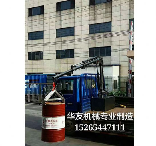 點(diǎn)擊查看詳細(xì)信息<br>標(biāo)題：車載小吊機(jī)  液壓小吊機(jī) 閱讀次數(shù)：2347