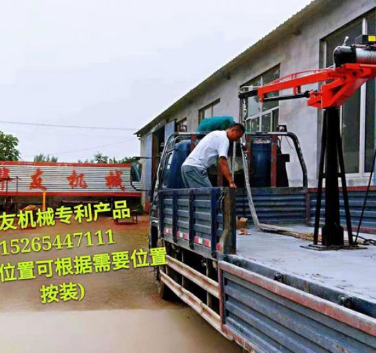 點(diǎn)擊查看詳細(xì)信息<br>標(biāo)題：車載小吊機(jī)  液壓小吊機(jī) 閱讀次數(shù)：2432